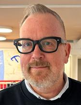 Porträtt Gregg Bucken-Knapp