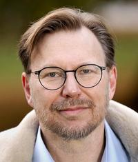 Porträtt Jonas Linderoth
